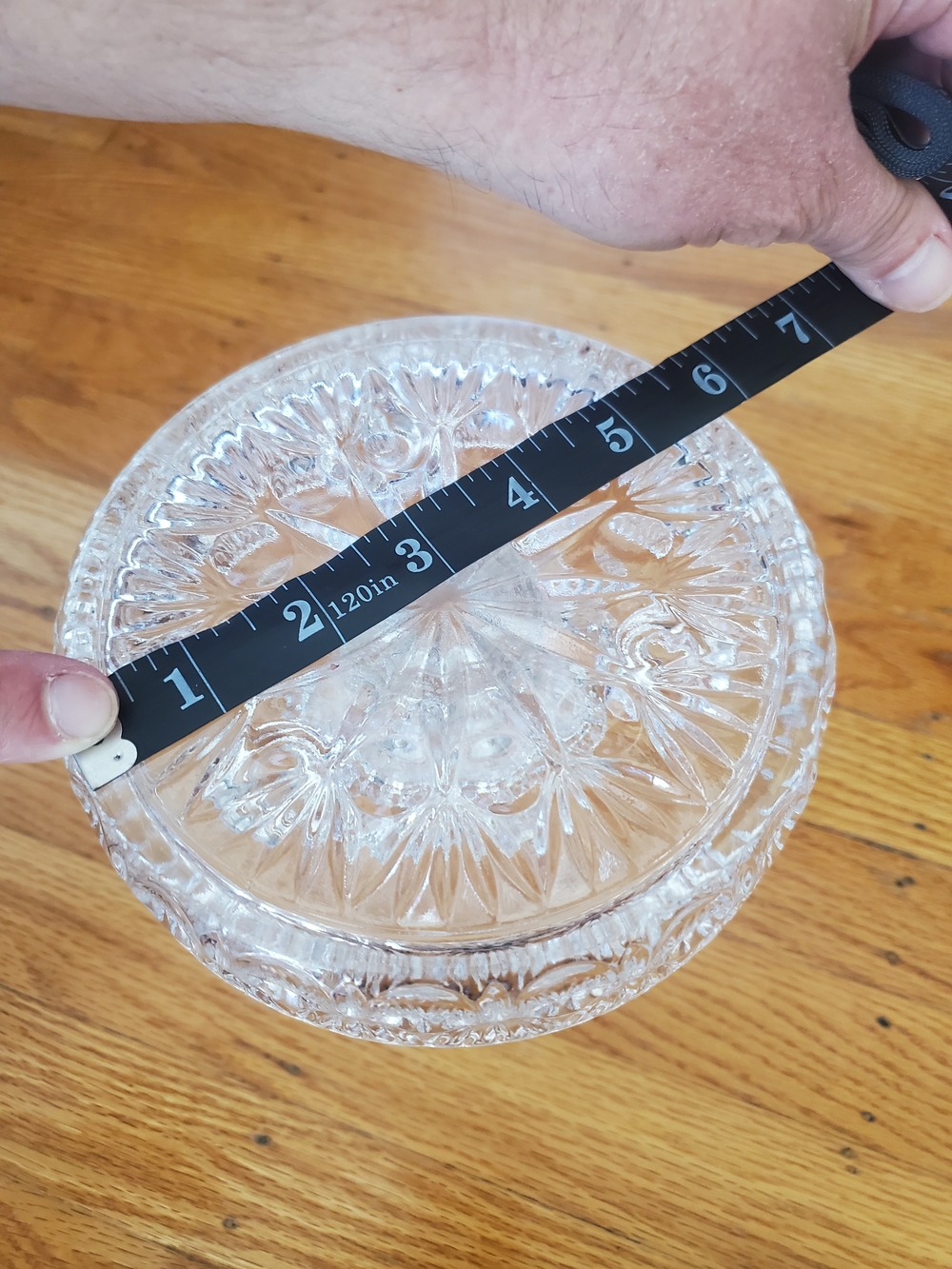 Clear Glass Pedestal Cake Stand - Elegant Scalloped Design - Picture 5 of 8